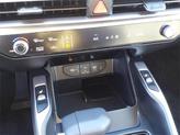 Thumbnail of 2025 Glacial White Pearl Kia Sorento