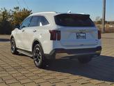 Thumbnail of 2025 Glacial White Pearl Kia Sorento