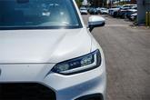 Thumbnail of 2026 Platinum White Pearl Honda HR-V