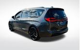 Thumbnail of 2021 Granite Crystal Clearcoat Metallic Chrysler Pacifica