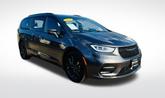 Thumbnail of 2021 Granite Crystal Clearcoat Metallic Chrysler Pacifica