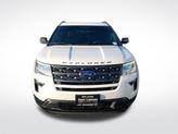 Thumbnail of 2019 White Platinum Ford Explorer