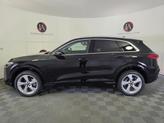 Thumbnail of 2025 Mythos Black Metallic Audi Q5
