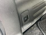 Thumbnail of 2013 White Platinum Ford Edge