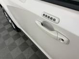 Thumbnail of 2013 White Platinum Ford Edge
