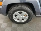 Thumbnail of 2008 Steel Blue Clearcoat Metallic Jeep Commander