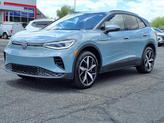 Thumbnail of 2025 arctic blue metallic Volkswagen ID.4
