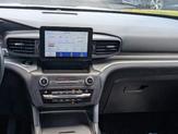 Thumbnail of 2020 Oxford White Ford Explorer