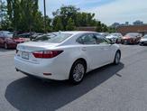 Thumbnail of 2015 Starfire Pearl Lexus ES 350