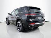 Thumbnail of 2025 Diamond Black Crystal Pearlcoat Jeep Grand Cherokee
