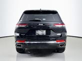 Thumbnail of 2025 Diamond Black Crystal Pearlcoat Jeep Grand Cherokee