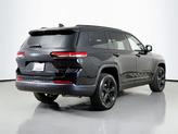 Thumbnail of 2025 Diamond Black Crystal Pearlcoat Jeep Grand Cherokee L
