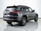 Thumbnail of 2025 Baltic Gray Metallic Clearcoat Jeep Grand Cherokee