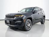 Thumbnail of 2025 Diamond Black Crystal Pearlcoat Jeep Grand Cherokee