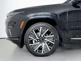 Thumbnail of 2025 Diamond Black Crystal Pearlcoat Jeep Wagoneer S