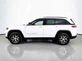 Thumbnail of 2025 Bright White Clearcoat Jeep Grand Cherokee