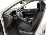 Thumbnail of 2016 White Nissan Rogue