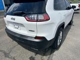 Thumbnail of 2021 Bright White Clearcoat Jeep Cherokee