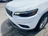 Thumbnail of 2021 Bright White Clearcoat Jeep Cherokee