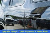 Thumbnail of 2025 Diamond Black Crystal Pearlcoat Jeep Wagoneer