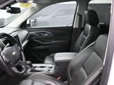 Thumbnail of 2020 Iridescent Pearl Tricoat Chevrolet Traverse