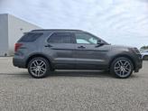 Thumbnail of 2018 Magnetic Metallic Ford Explorer