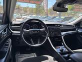 Thumbnail of 2023 Bright White Clearcoat Jeep Grand Cherokee