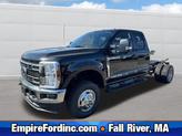 Photo of 2025 Black Ford F-350