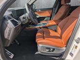 Thumbnail of 2026 Mineral White Metallic BMW X7