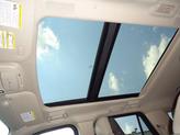 Thumbnail of 2022 Infinite Black Metallic Clearcoat Lincoln Navigator