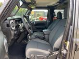 Thumbnail of 2025 Granite Crystal Clearcoat Metallic Jeep Gladiator