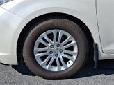 Thumbnail of 2017 Blizzard Pearl Toyota Sienna