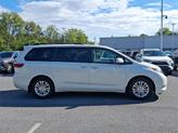 Thumbnail of 2017 Blizzard Pearl Toyota Sienna