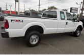 Thumbnail of 2016 Oxford White Ford F-250