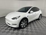 Photo of 2023 Pearl White Multi-Coat Tesla Model Y