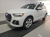 Photo of 2023 Glacier White Metallic Audi Q5