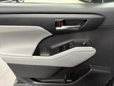 Thumbnail of 2024 Magnetic Gray Metallic Toyota Highlander