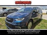 Photo of 2025 Fathom Blue Pearlcoat Chrysler Pacifica