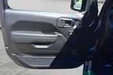 Thumbnail of 2025 Granite Crystal Clearcoat Metallic Jeep Gladiator