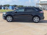 Thumbnail of 2021 Agate Black Metallic Ford Edge