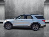 Thumbnail of 2022 Iconic Silver Metallic Ford Explorer