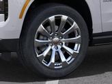 Thumbnail of 2025 Iridescent Pearl Tricoat Chevrolet Suburban