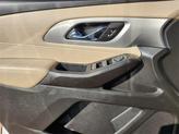 Thumbnail of 2022 Summit White Chevrolet Traverse