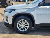 Thumbnail of 2022 Summit White Chevrolet Traverse