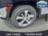 Thumbnail of 2025 Silver Zynith Jeep Grand Cherokee