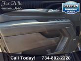 Thumbnail of 2023 Onyx Black GMC Yukon