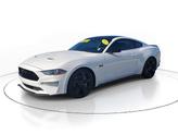 Thumbnail of 2021 Oxford White Ford Mustang