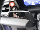 Thumbnail of 2025 Aventurine Green Metallic Porsche Macan