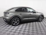 Thumbnail of 2025 Aventurine Green Metallic Porsche Macan