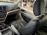 Thumbnail of 2018 Billet Silver Metallic Clearcoat Chrysler Pacifica